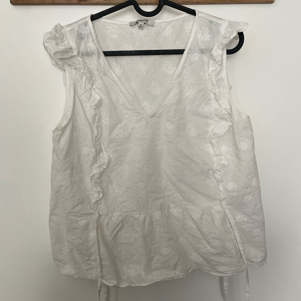 Madewell floral ruffle sleeve with side ties Women's size‎ Medium, white - Picture 3 of 5